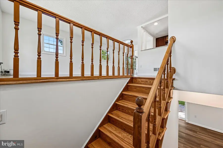 6717 Anthony St, Alexandria, VA 22306 - #2