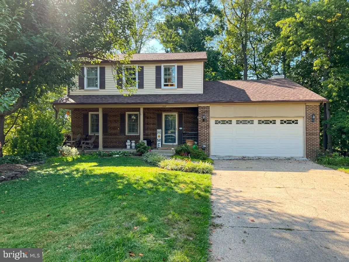 5700 Harrison House Ct, Centreville, VA 20120 - #1