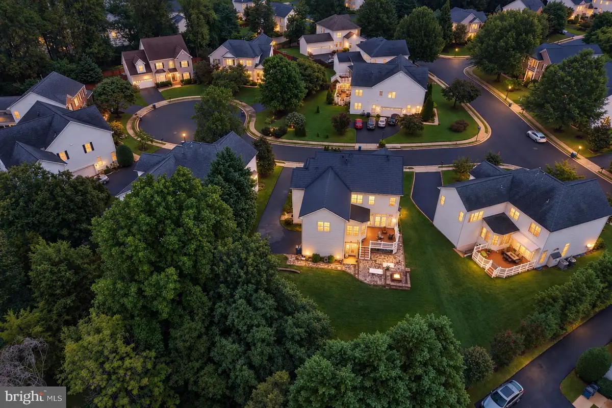 13803 Cutleaf Ct, Chantilly, VA 20151 - #1