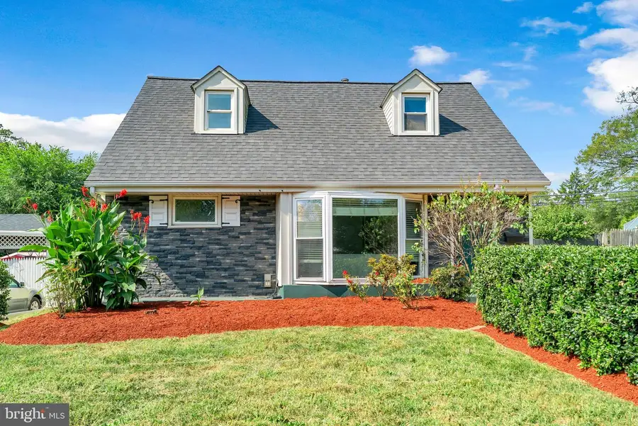 6604 Cavalier Dr, Alexandria, VA 22307 - #2