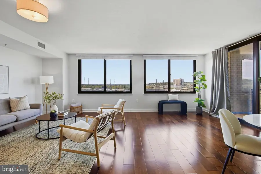 2451 Midtown Ave #928, Alexandria, VA 22303 - #2