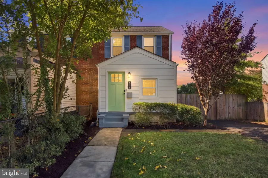 2715 Albemarle Dr, Alexandria, VA 22303 - #2