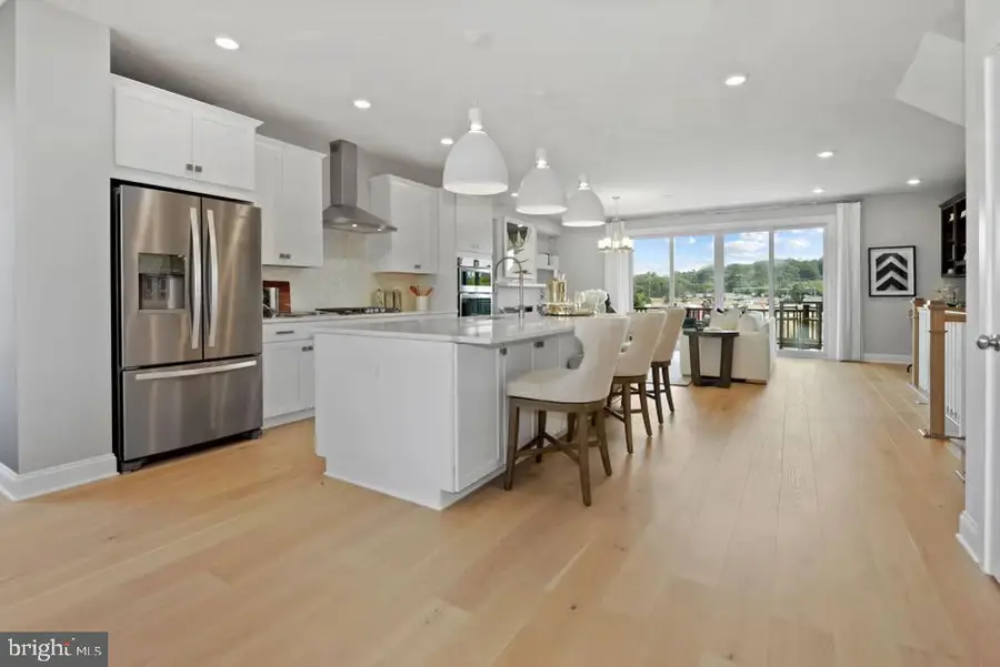 1867 Oakview Crest Dr, Reston, VA 20190 - #3