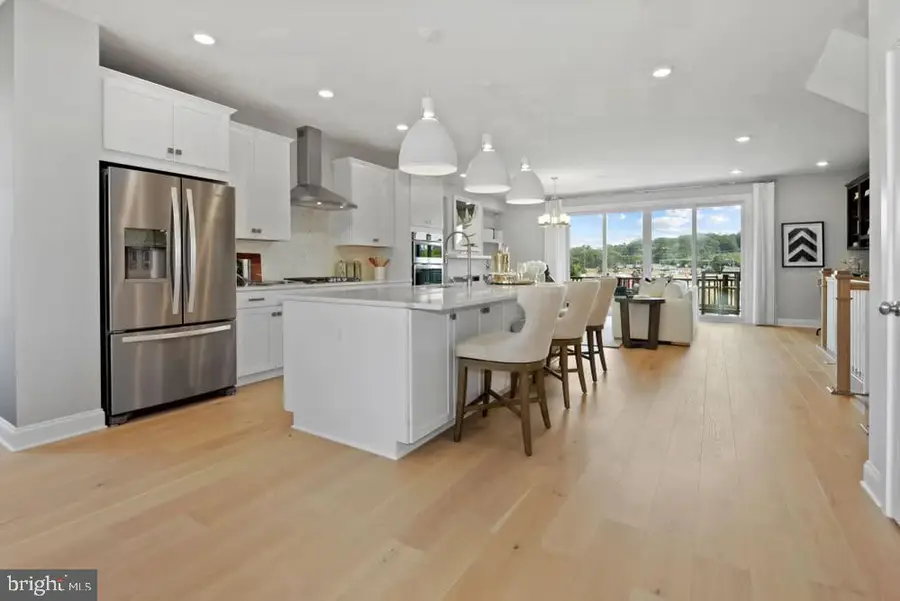1875 Oakview Crest Dr, Reston, VA 20190 - #3