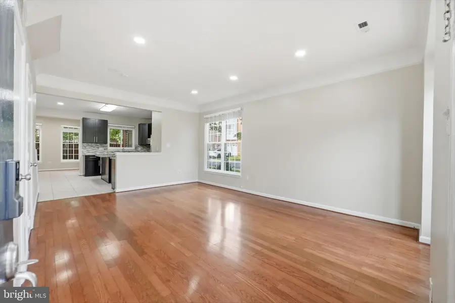 13135 Park Crescent Cir, Herndon, VA 20171 - #3