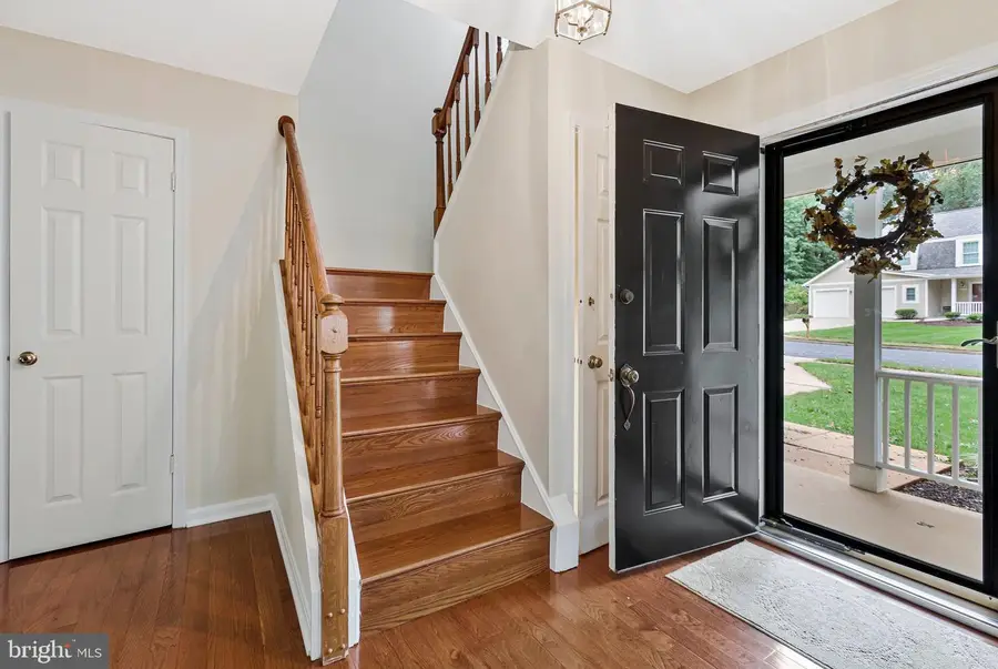 6215 Gentle Ln, Alexandria, VA 22310 - #2