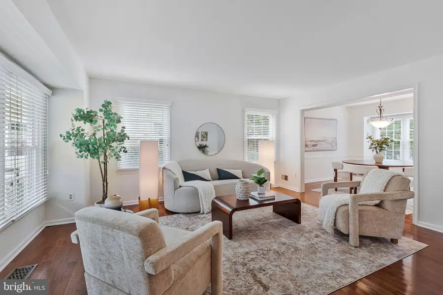 6215 Gentle Ln, Alexandria, VA 22310 - #3