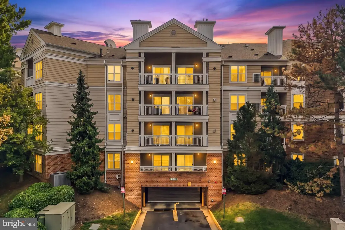 2204 Westcourt Ln #317, Herndon, VA 20170 - #1