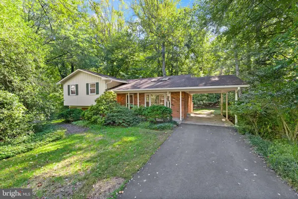 12201 Quorn Ln, RESTON, VA 20191