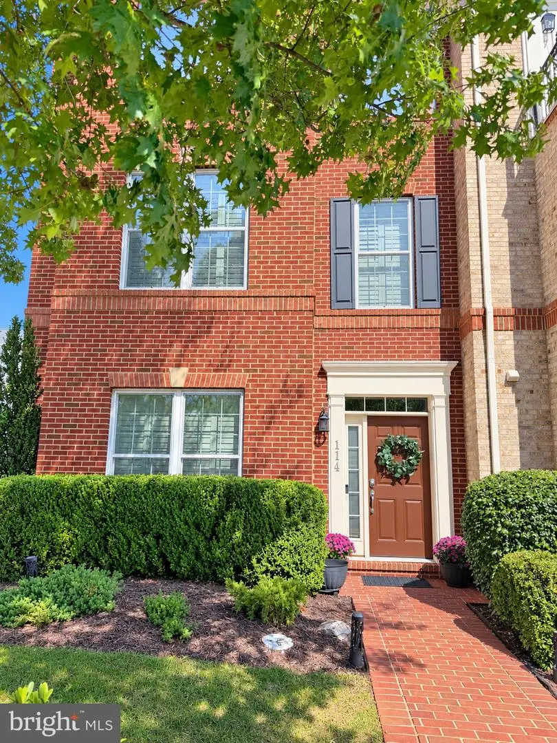 114 Quietwalk Ln, Herndon, VA 20170 - #1