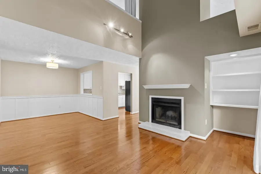 10131 Oakton Terrace Rd, Oakton, VA 22124 - #2