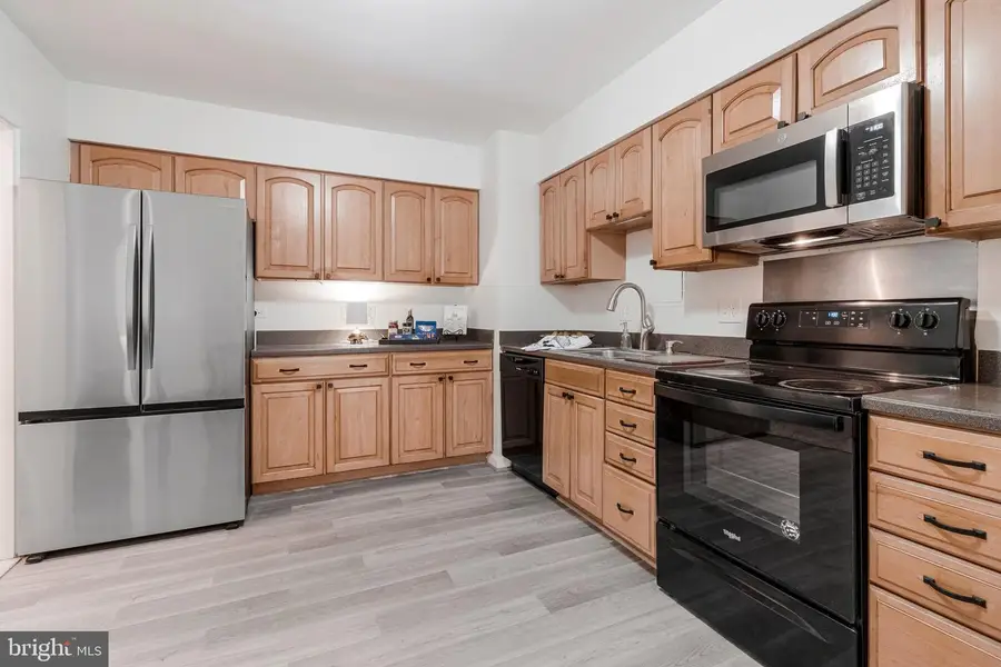 3713 S George Mason Dr #t5w, Falls Church, VA 22041 - #3