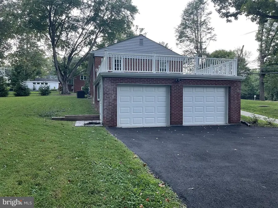 9101 Old Keene Mill Rd, Springfield, VA 22152 - #3