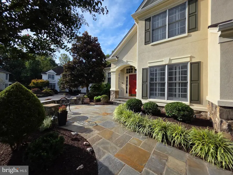 4774 Sun Orchard Dr, Chantilly, VA 20151 - #3