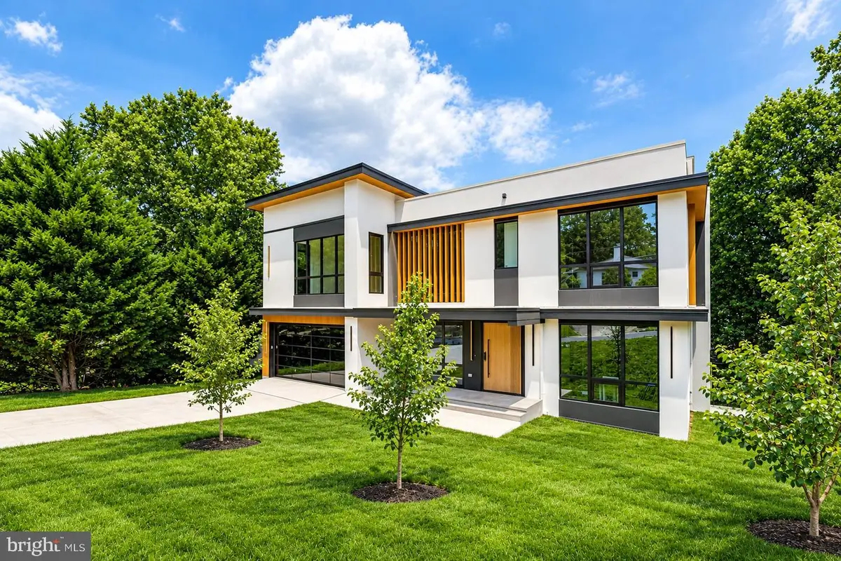 1451 Cola Dr, McLean, VA 22101 - #1
