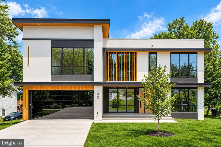 1451 Cola Dr, McLean, VA 22101 - #2