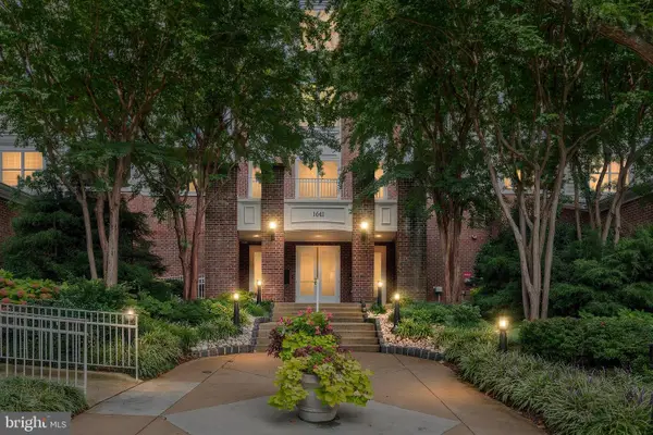 1641 International Dr #308, MCLEAN, VA 22102