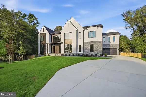 2101 Grayson Pl, FALLS CHURCH, VA 22043