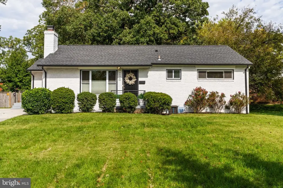 3635 Dannys Ln, Alexandria, VA 22311 - #2