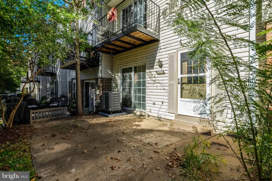 6354 Fenestra Ct, Burke, VA 22015 - #2
