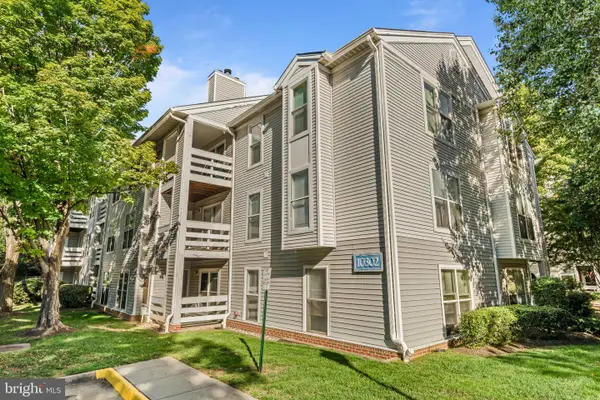 10302 Appalachian Cir #8-108, OAKTON, VA 22124