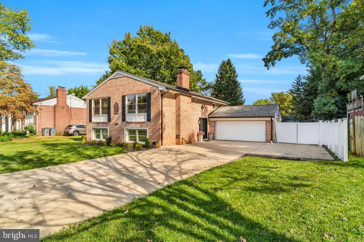 9009 Mears St, Fairfax, VA 22031 - #1