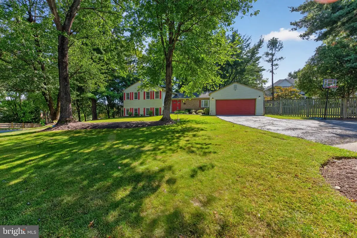1521 Gingerwood Ct, Vienna, VA 22182 - #1