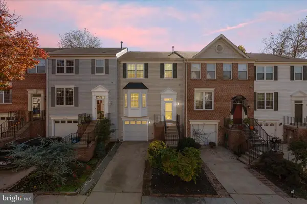 14613 Flower Hill Dr, CENTREVILLE, VA 20120