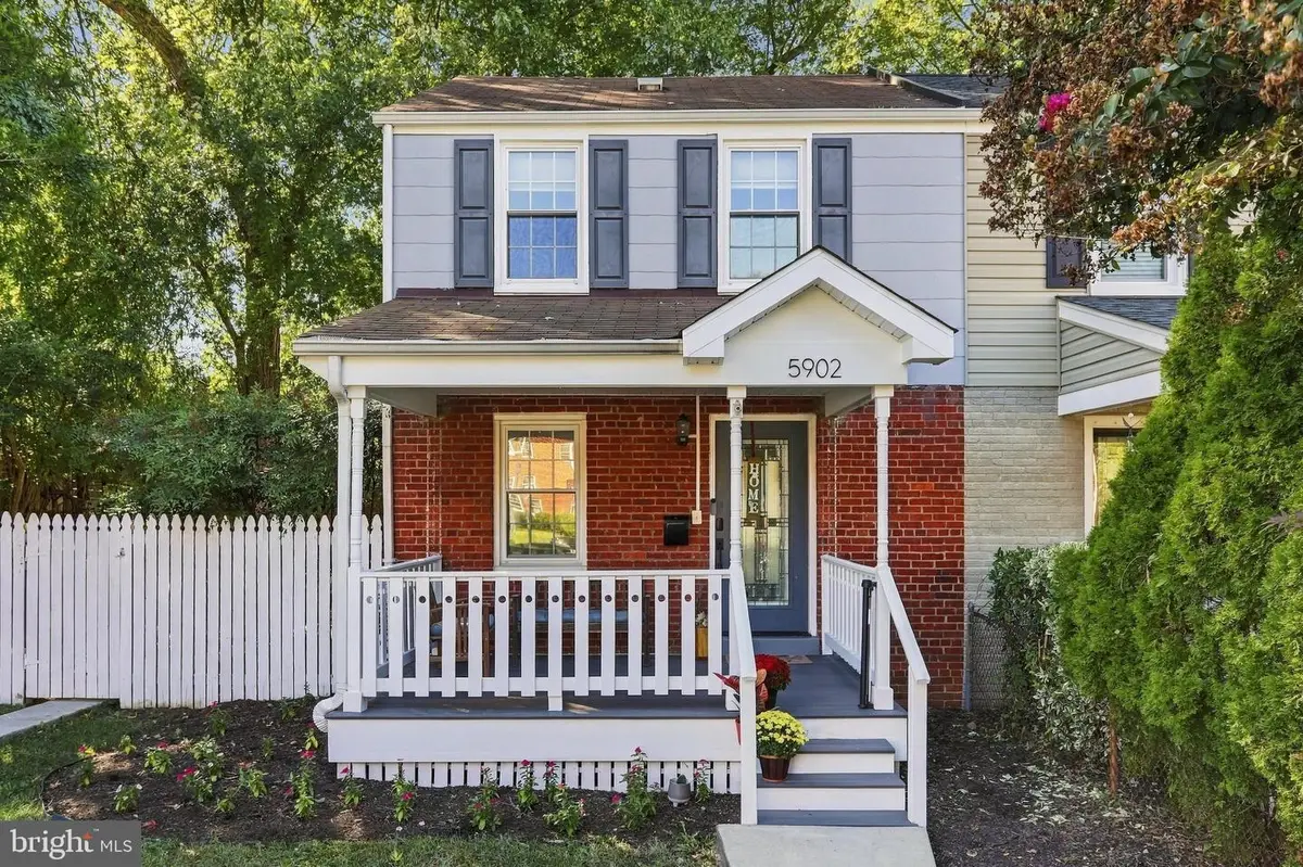 5902 Monticello Rd, Alexandria, VA 22303 - #1