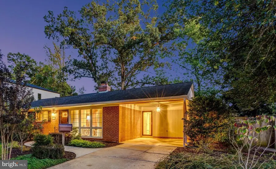 134 Kingsley Rd Sw, Vienna, VA 22180 - #2