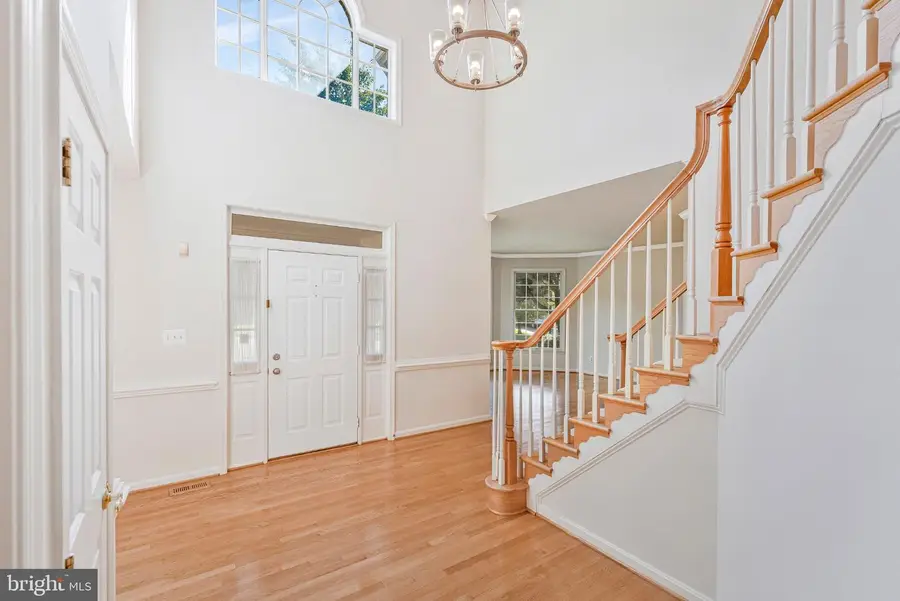 603 Carters Glen Ct Sw, Vienna, VA 22180 - #2
