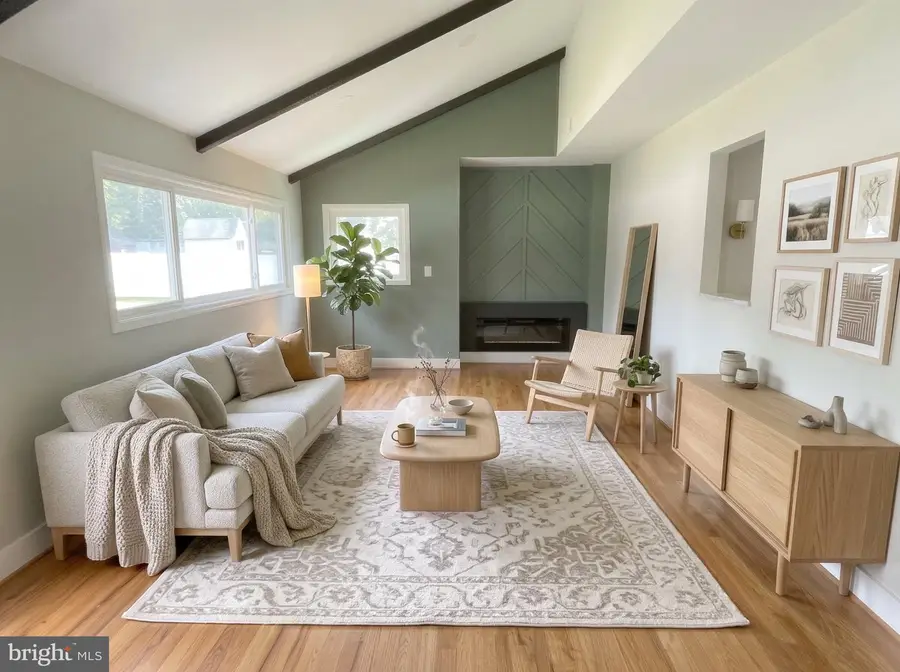 5247 Mitchell St, Alexandria, VA 22312 - #2