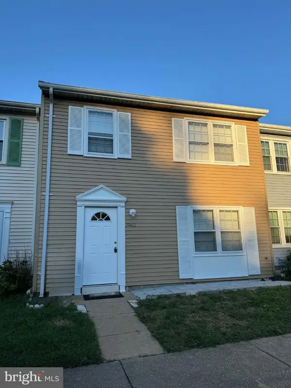 7942 Timarand Ct, LORTON, VA 22079