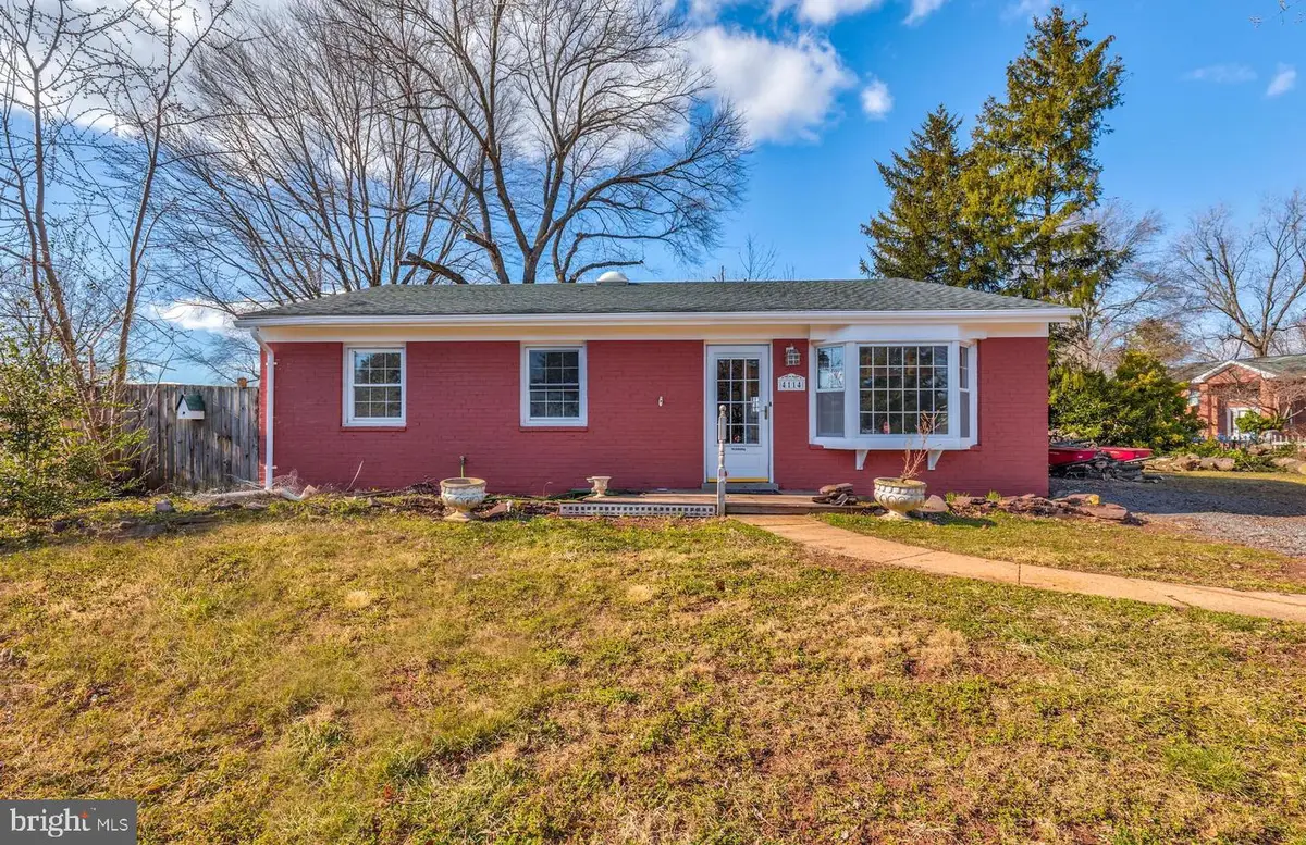 4114 Lees Corner Rd, Chantilly, VA 20151 - #1