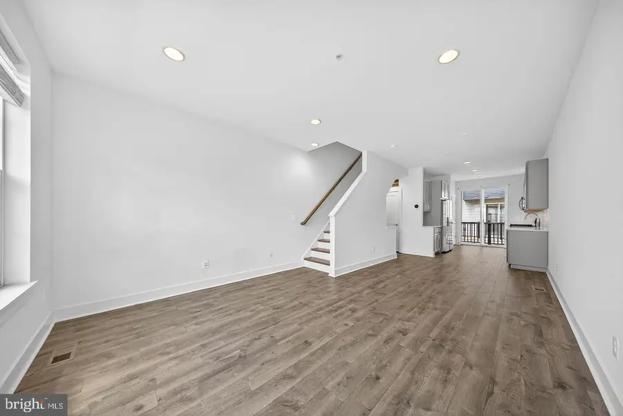 7348 Blade Dr, Falls Church, VA 22042 - #3
