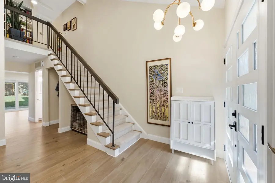 10414 Pearl St, Fairfax, VA 22032 - #3