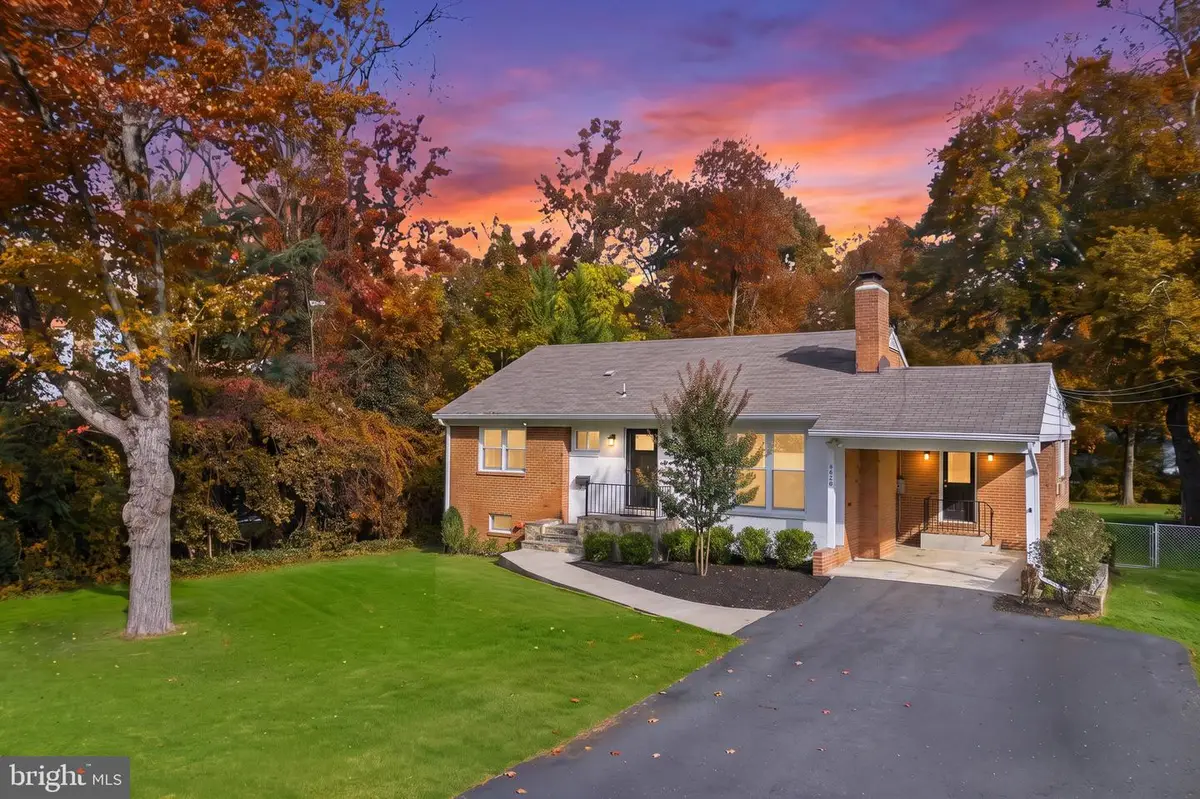 6620 Kerns Rd, Falls Church, VA 22042 - #1