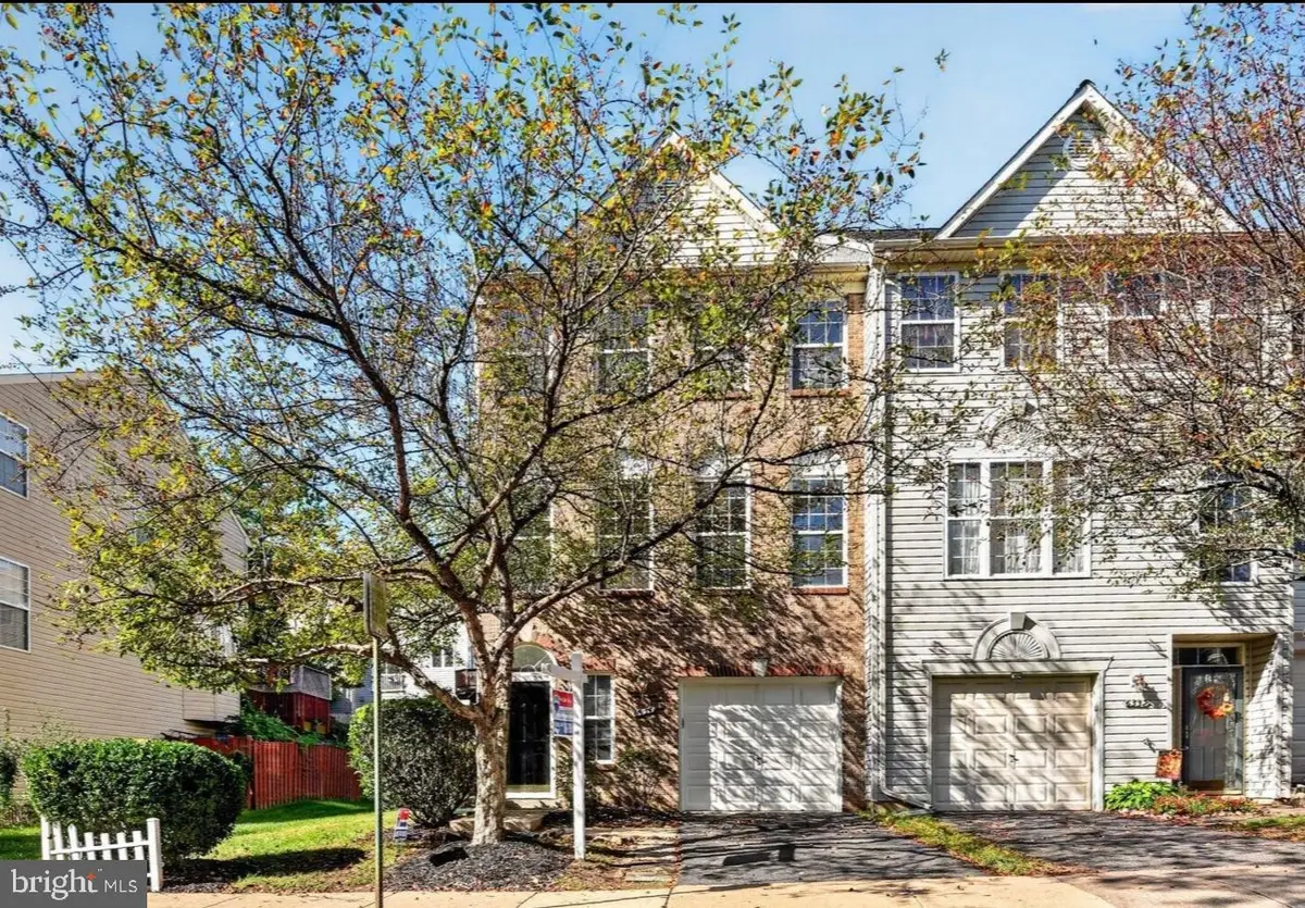 6334 James Harris Way, Centreville, VA 20121 - #1