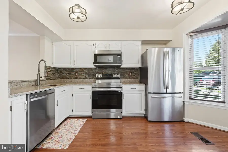 13959 Lightburn Ln, Centreville, VA 20121 - #3