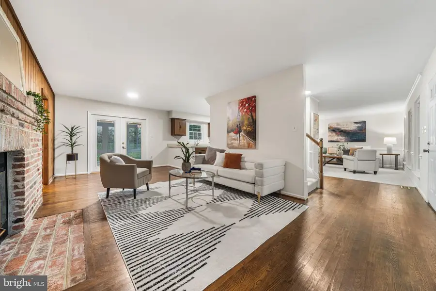 10614 John Ayres Dr, Fairfax, VA 22032 - #2
