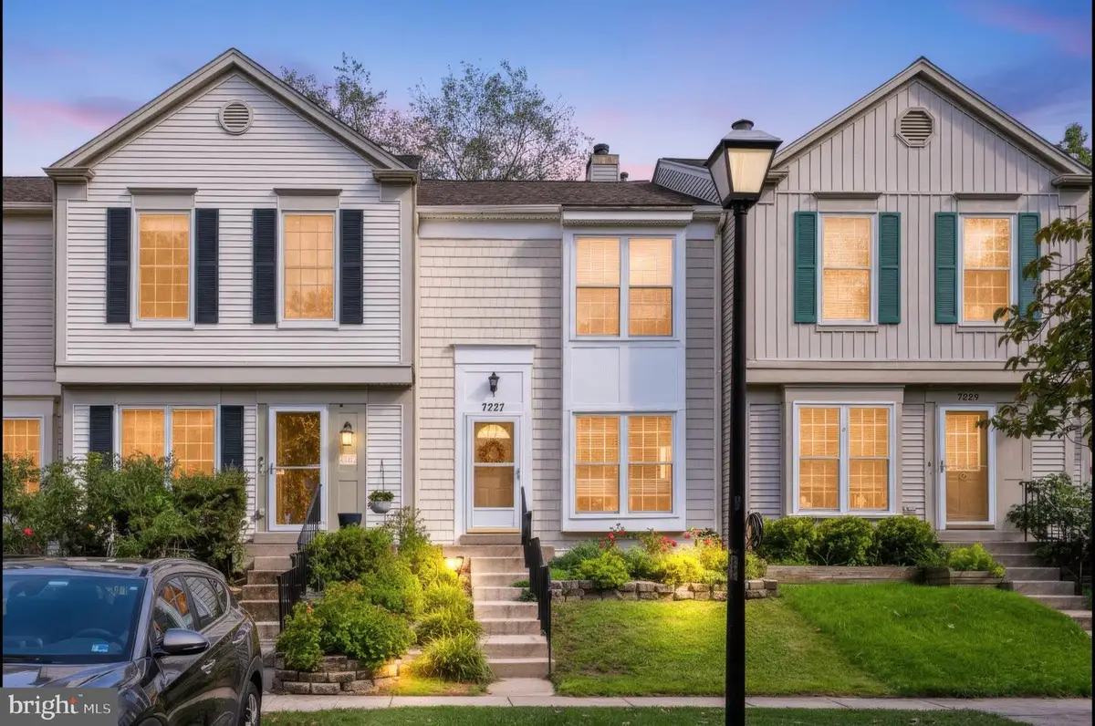 7227 Stover Ct, Alexandria, VA 22306 - #1