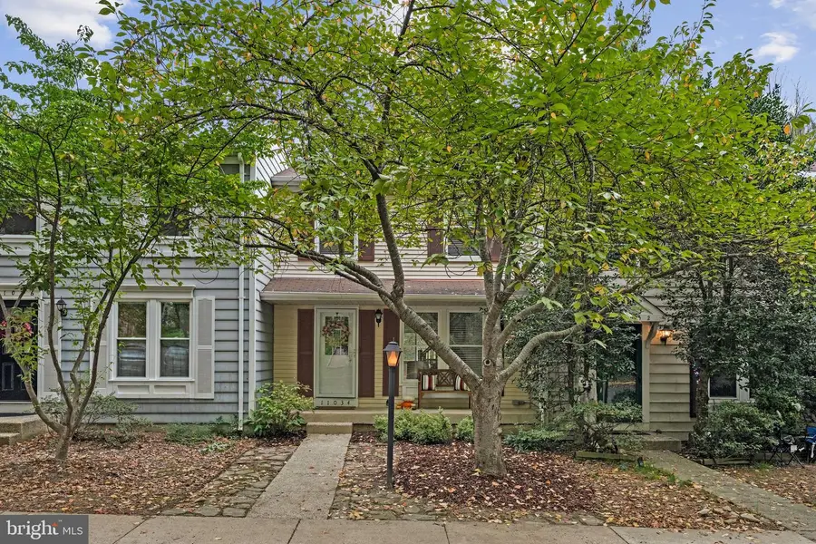 11034 Granby Ct, Reston, VA 20191 - #2