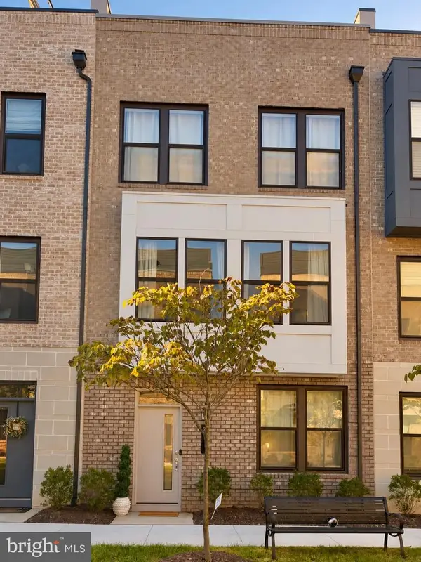 2287 Arboretum Way, RESTON, VA 20191