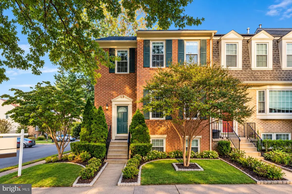 7755 Jewelweed Ct, Springfield, VA 22152 - #1