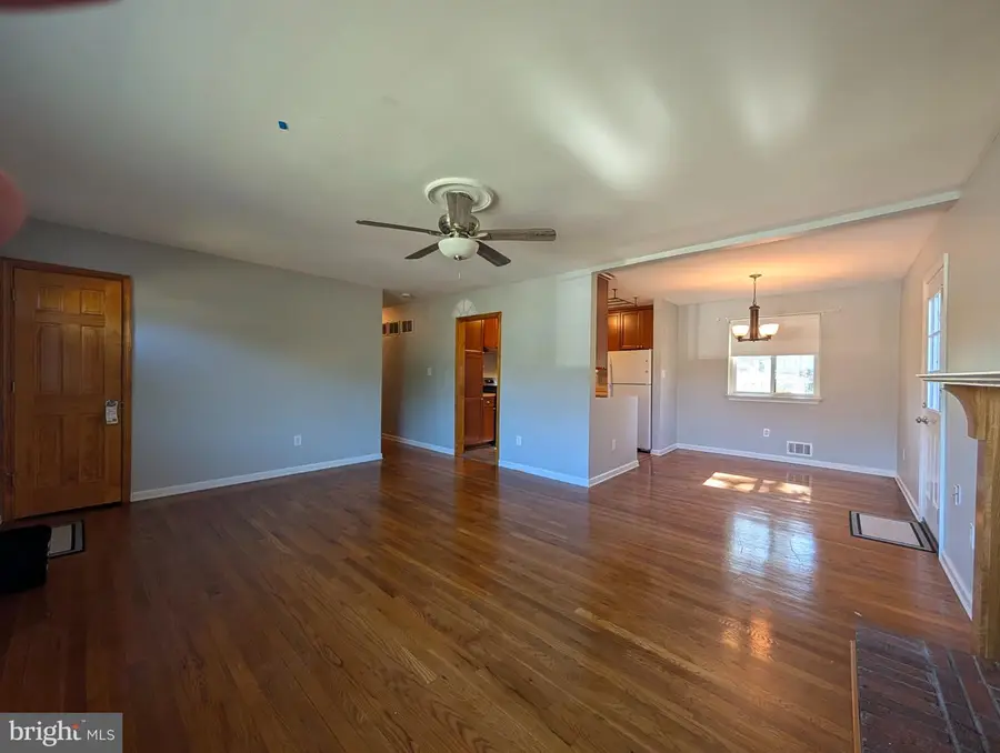 6020 Trailside Dr, Springfield, VA 22150 - #3