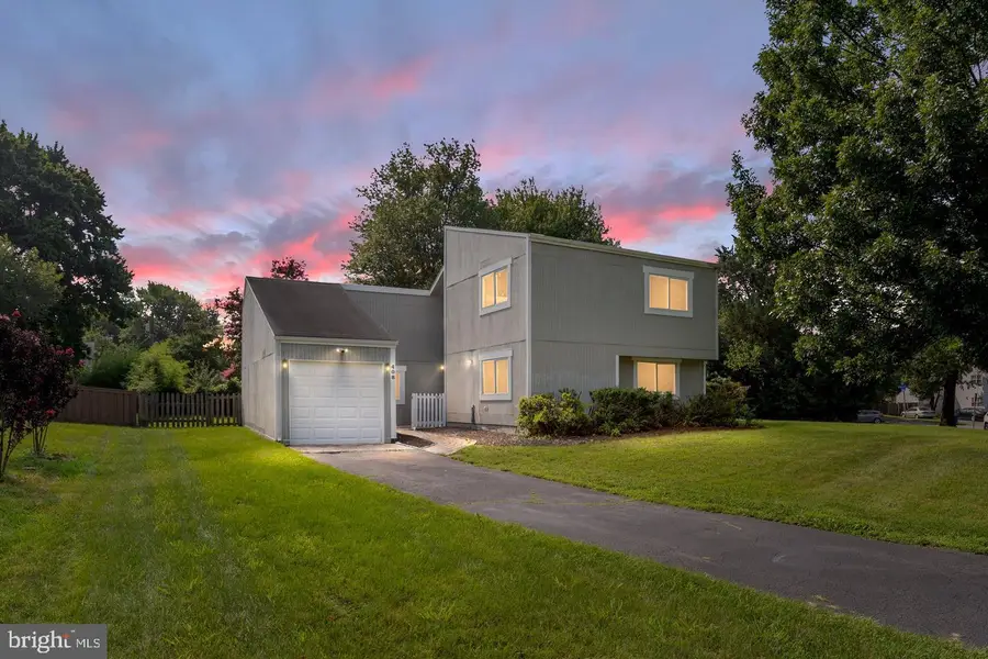 408 Arkansas Ave, Herndon, VA 20170 - #3