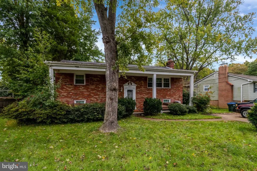 5619 Cornish Way, Alexandria, VA 22315 - #3
