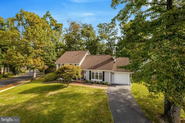 515 Woodland Ct Nw, VIENNA, VA 22180