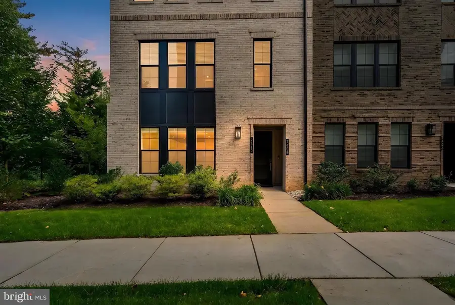 7410 Backett Wood Ter #801, McLean, VA 22102 - #2
