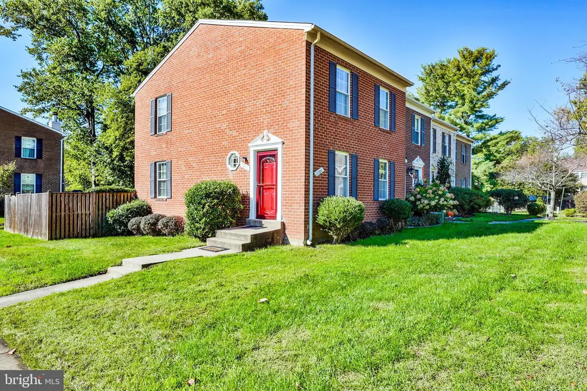 3209 Silverstone Ct, Oakton, VA 22124 - #1